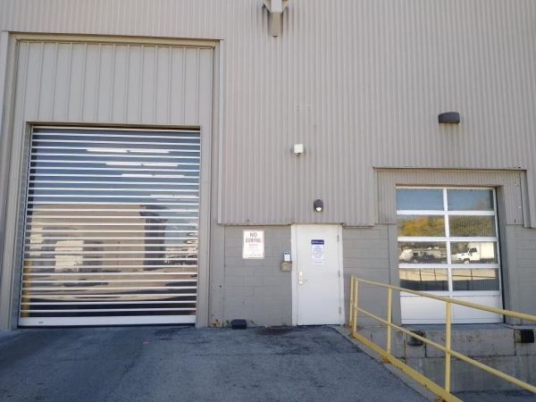 Extra Space Storage - 3860 - Milwaukee - Capitol Dr - 532 East Capitol Drive