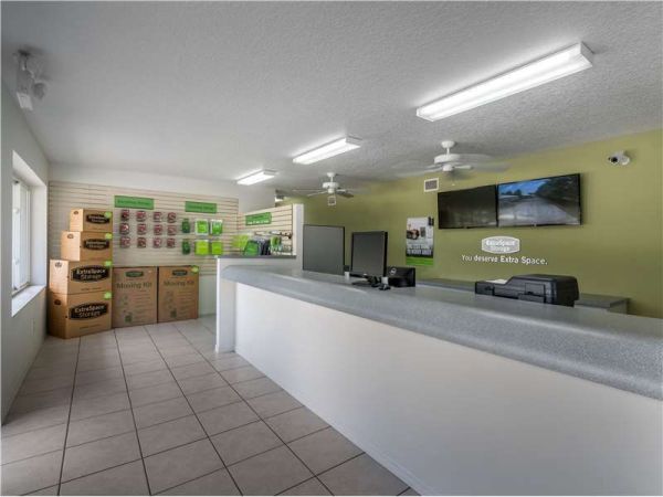 Extra Space Storage - 8440 - Palm Coast - Palm Coast Parkway NW - 4860 Palm Coast Parkway Northwest