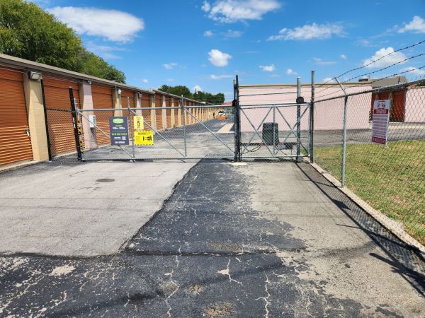 Extra Space Storage - 2082 - Round Rock - McNeil Rd - 716 McNeil Road