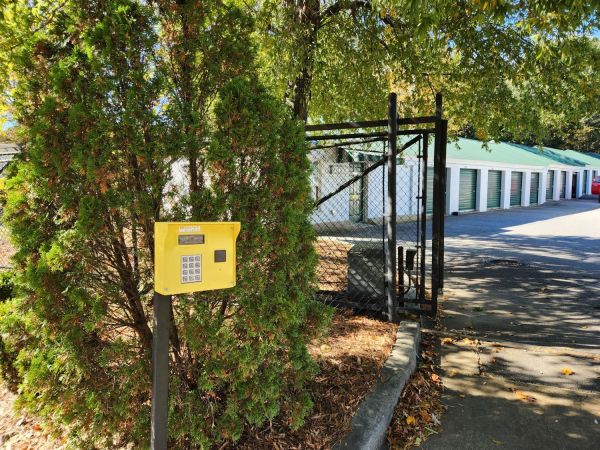 Extra Space Storage - 6438 - Columbus - Fountain Ct - 1711 Fountain Court