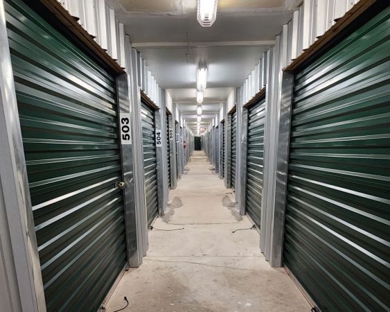 Extra Space Storage - 6438 - Columbus - Fountain Ct - 1711 Fountain Court