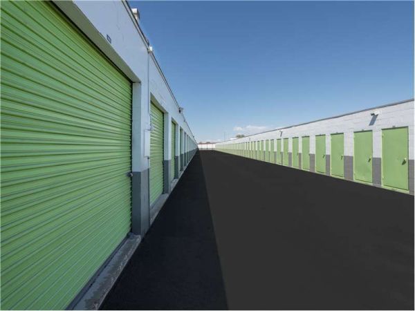 Extra Space Storage - 8787 - Phoenix - Thomas Rd - 2816 West Thomas Road