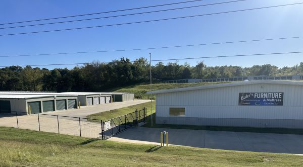 Bahr's Self Storage - 6576 Missouri 100