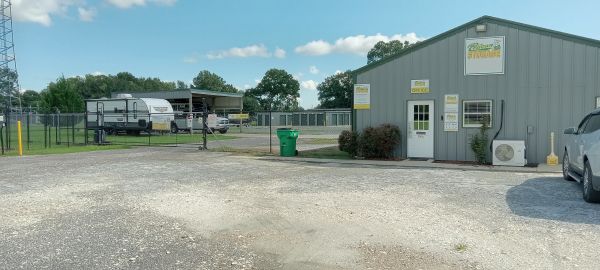 Pelican Lock Storage - 1812 East Villien Avenue