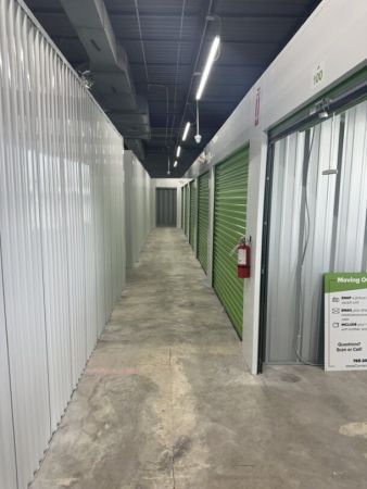 IStore - Connersville - 3140 Virginia Avenue