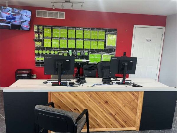 Extra Space Storage - 6298 - Minooka - S Ridge Rd - 1000 South Ridge Road