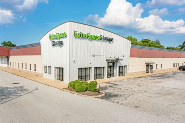 Extra Space Storage - 7832 - Hazelwood - Lindbergh Blvd - 7220 North Lindbergh Boulevard