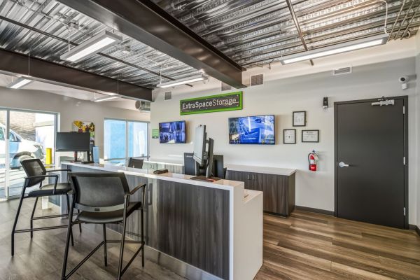 Extra Space Storage - 6332 - Tucson - Tanque Verde Rd - 6335 East Tanque Verde Road