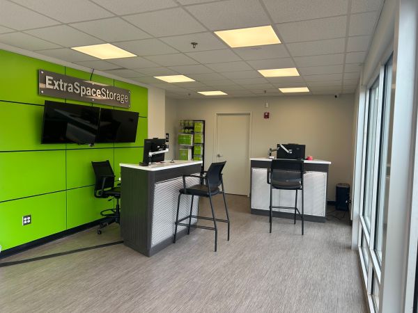 Extra Space Storage - 6178 - Lynchburg - Border St - 306 Border Street