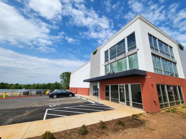 Extra Space Storage - 6178 - Lynchburg - Border St - 306 Border Street