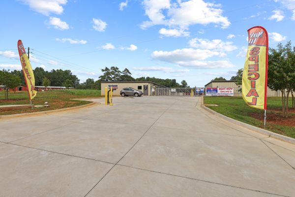 West Georgia Self Storage - Carrollton - Hwy 27 - 995 Old Bremen Road