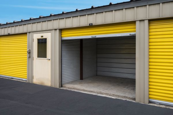 Devon Self Storage Greensboro, North Carolina - 118 Stage Coach Trail