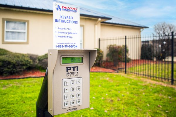 Devon Self Storage - 9206 - RIDGELAND - 130 Centre Street