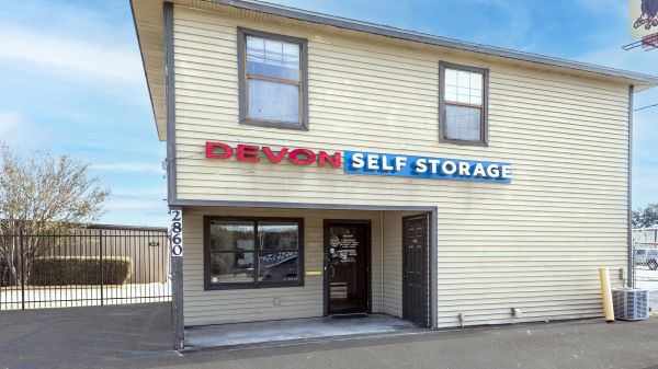 Devon Self Storage - 9214 - 2860 EVANGELINE - 2860 Northeast Evangeline Throughway
