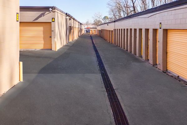 Devon Self Storage - 9216 - MCDOWELL ROAD - 2947 Mcdowell Road Extension
