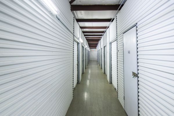 Devon Self Storage - 9222 - FAIRWAY PLAZA - 4155 Fairway Plaza Drive