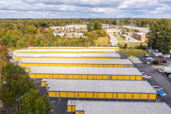 Devon Self Storage - 9229 - GATE CITY - 5810 West Gate City Boulevard