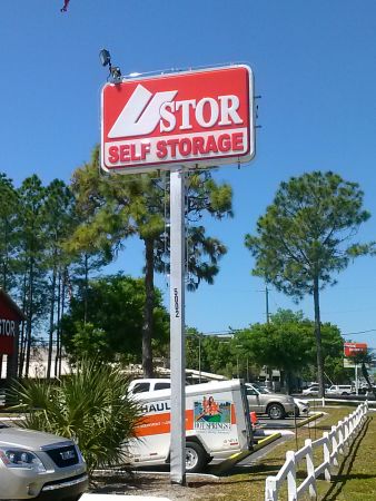 U-Stor - Linebaugh - 5002 West Linebaugh Avenue