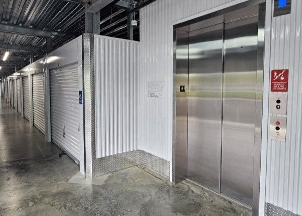 Extra Space Storage - 4281 - Bay Shore - Howells Rd - 225 Howells Road