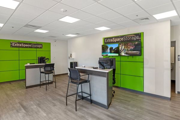 Extra Space Storage - 6383 - Totowa - Union Blvd - 515 Union Boulevard