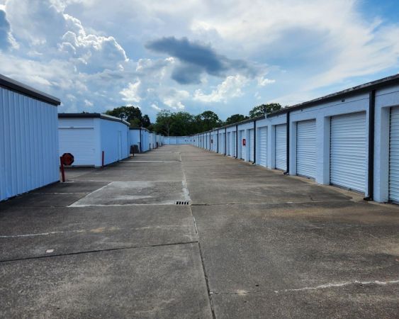 Extra Space Storage - 6437 - Alvin - South Durant St - 1400 South Durant Street
