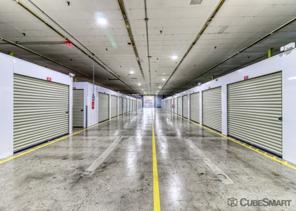 CubeSmart Self Storage IL Springfield S Dirksen Pkwy - 3001 South Dirksen Parkway