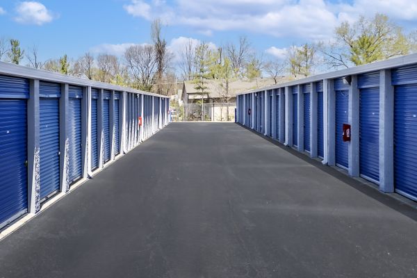 Devon Self Storage - 9241 - SHACKLE ISLAND - 63 New Shackle Island Road