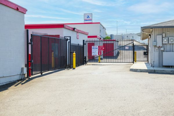 Devon Self Storage - 9245 - SCHMEER ROAD - 1314 North Schmeer Road