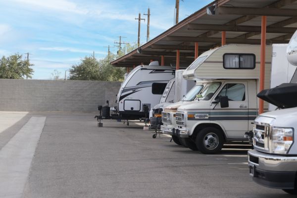 Devon Self Storage - 9247 - COUNTRY CLUB DR - 1750 North Country Club Drive