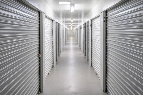 Devon Self Storage - 9247 - COUNTRY CLUB DR - 1750 North Country Club Drive