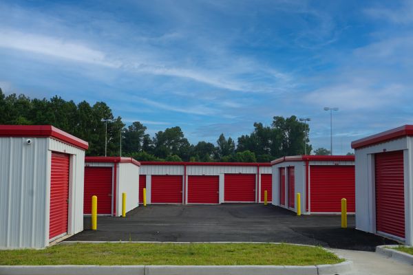 Devon Self Storage - 9248 - GLENDALE AVE - 2019 West Glendale Avenue