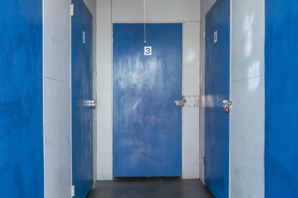 Devon Self Storage - 9249 - KAUFFMAN AVE - 2900 Kauffman Avenue