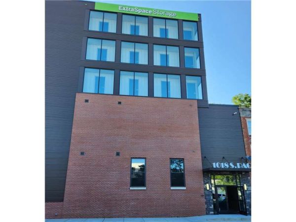 Extra Space Storage - 6445 - Baltimore - S Paca St - 1018 South Paca Street