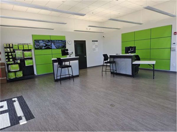 Extra Space Storage - 6463 - Brockton - Crescent St - 764 Crescent Street