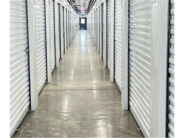 Extra Space Storage - 6512 - Byron - Leamington Blvd - 200 Leamington Boulevard