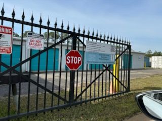 Mobile Lock Storage - Wintzell - 12986 Wintzell Avenue