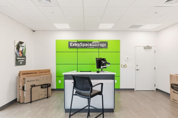 Extra Space Storage - 4285 - Land O Lakes - Sunlake Blvd - 11956 North Sunlake Boulevard