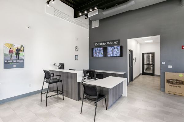 Extra Space Storage - 6454 - Orlando - S Division Ave - 2312 South Division Avenue