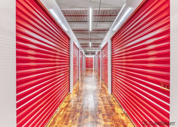 CubeSmart Self Storage MA Holyoke Canal St - 475 Canal Street