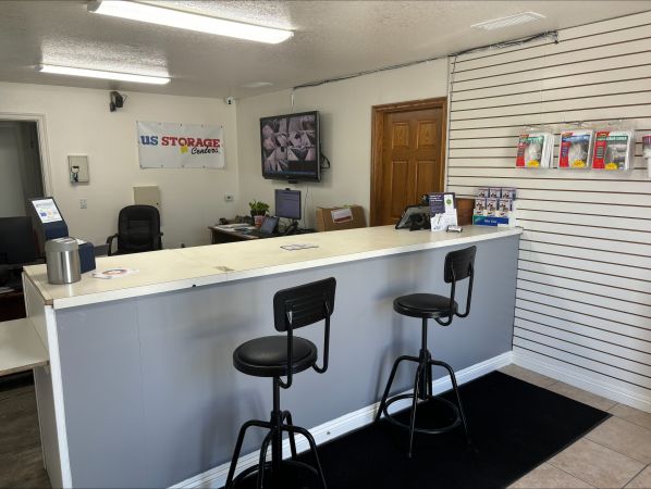 US Storage Centers - Pomona - County Rd - 1210 County Road