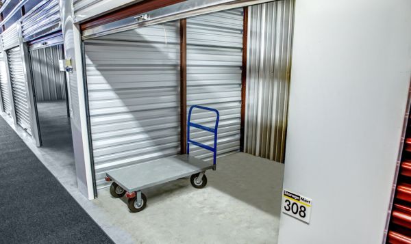 StorageMart - S South Chicago Ave - 6932 South South Chicago Avenue