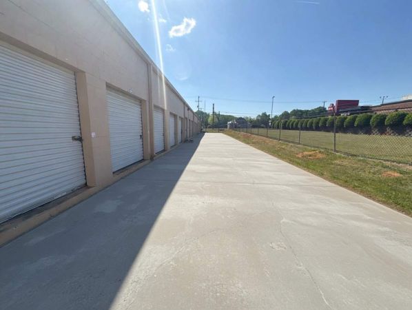 Storage Depot - 715 York Rd - 715 York Road