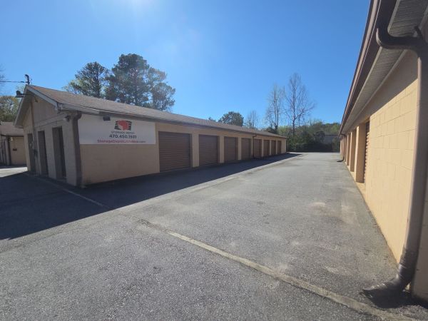 Storage Depot - 370 E Foster Ave - 370 East Foster Avenue