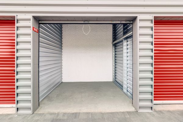 Security Public Storage - 1711 Eastshore Boulevard