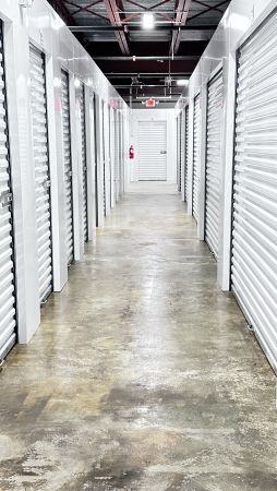 Storage Zone - Self Storage & Business Center Mill Creek Rd - 735 Mill Creek Road