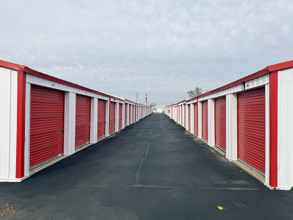 Storage Rentals of America - New Lenox - Ford Dr. - 10 Ford Drive
