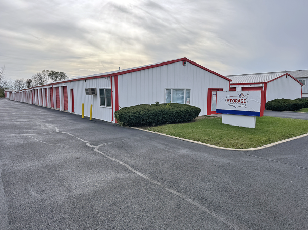 Storage Rentals of America - New Lenox - Ford Dr. - 10 Ford Drive