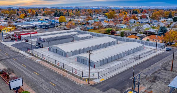 Elite Storage - Wellington - 417 Wellington Avenue