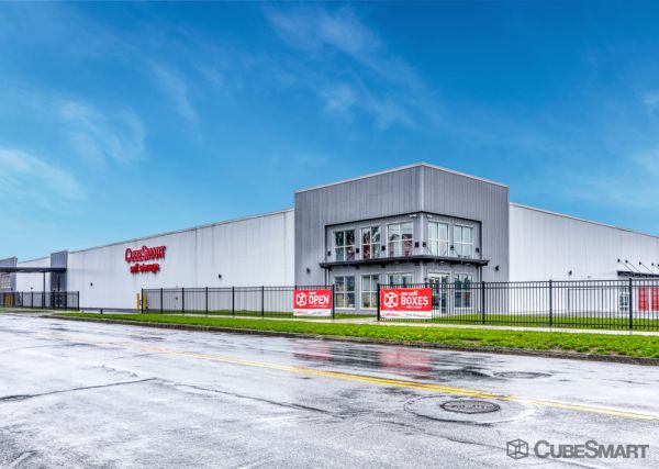 CubeSmart Self Storage NY Syracuse Hiawatha Blvd - 405 Hiawatha Boulevard