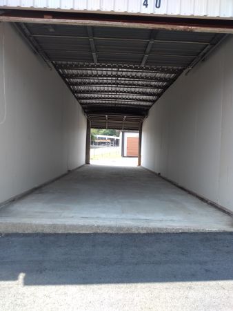 Lowndes Hill Road Self Storage - 15 Watson Aviation Road